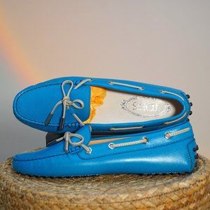 Brand New Tod's Heaven New Laccetto+Occhielli Teal Leather Size 6.5 BRAND new!!!